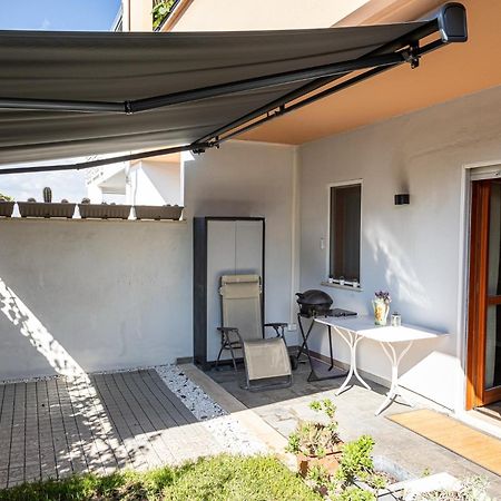 Mrb Real Estate - Maison Ludovica - Monolocale Moderno Con Giardino フラットッキエ エクステリア 写真