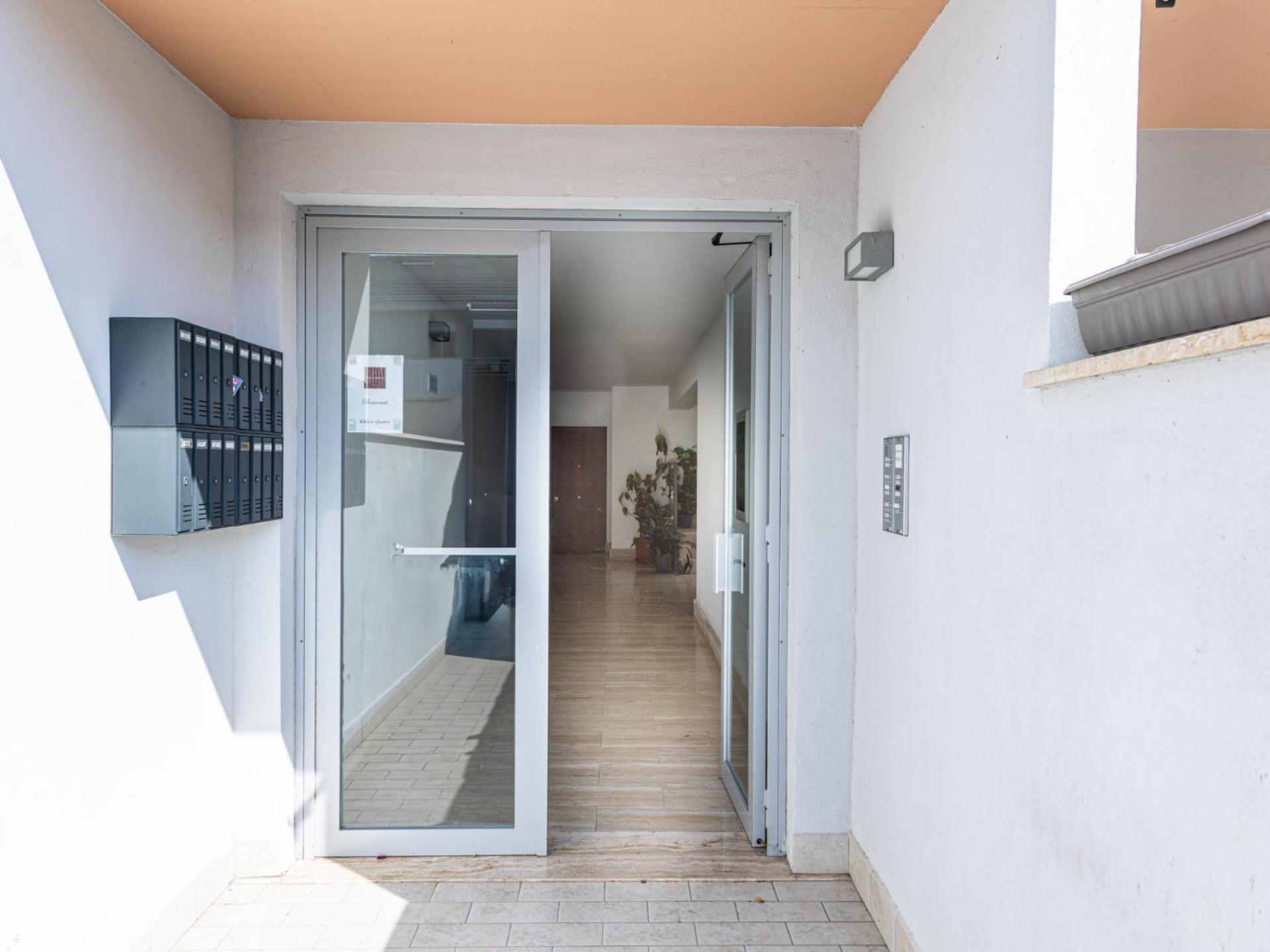Mrb Real Estate - Maison Ludovica - Monolocale Moderno Con Giardino フラットッキエ エクステリア 写真