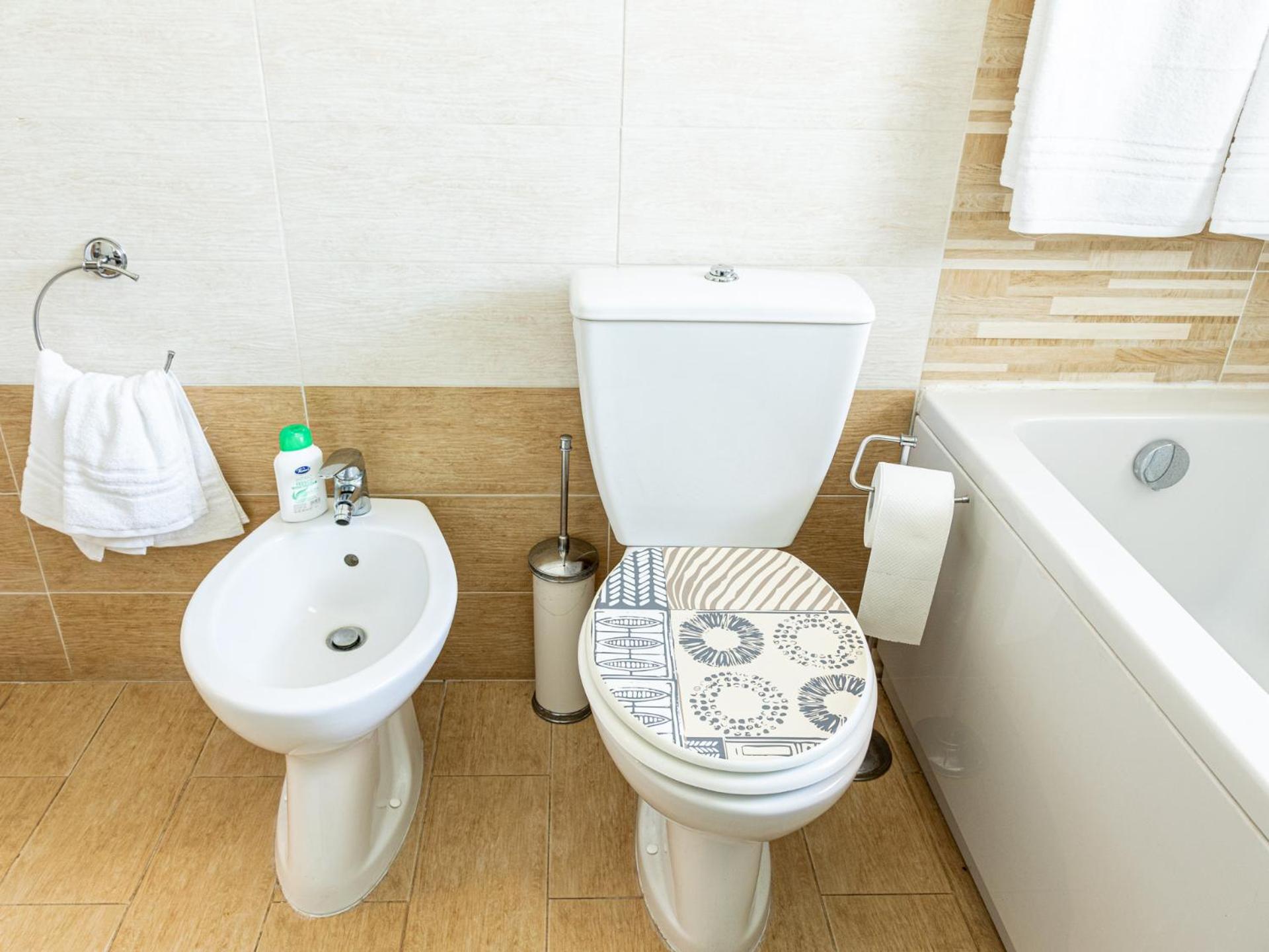 Mrb Real Estate - Maison Ludovica - Monolocale Moderno Con Giardino フラットッキエ エクステリア 写真